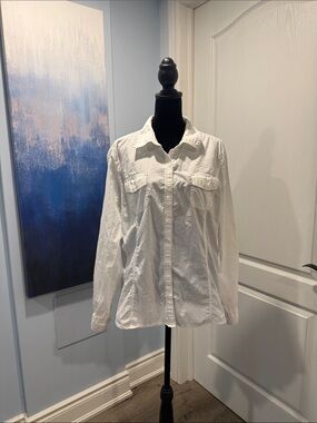 Tommy Hilfiger 💯 Cotton White Button-Down Shirt